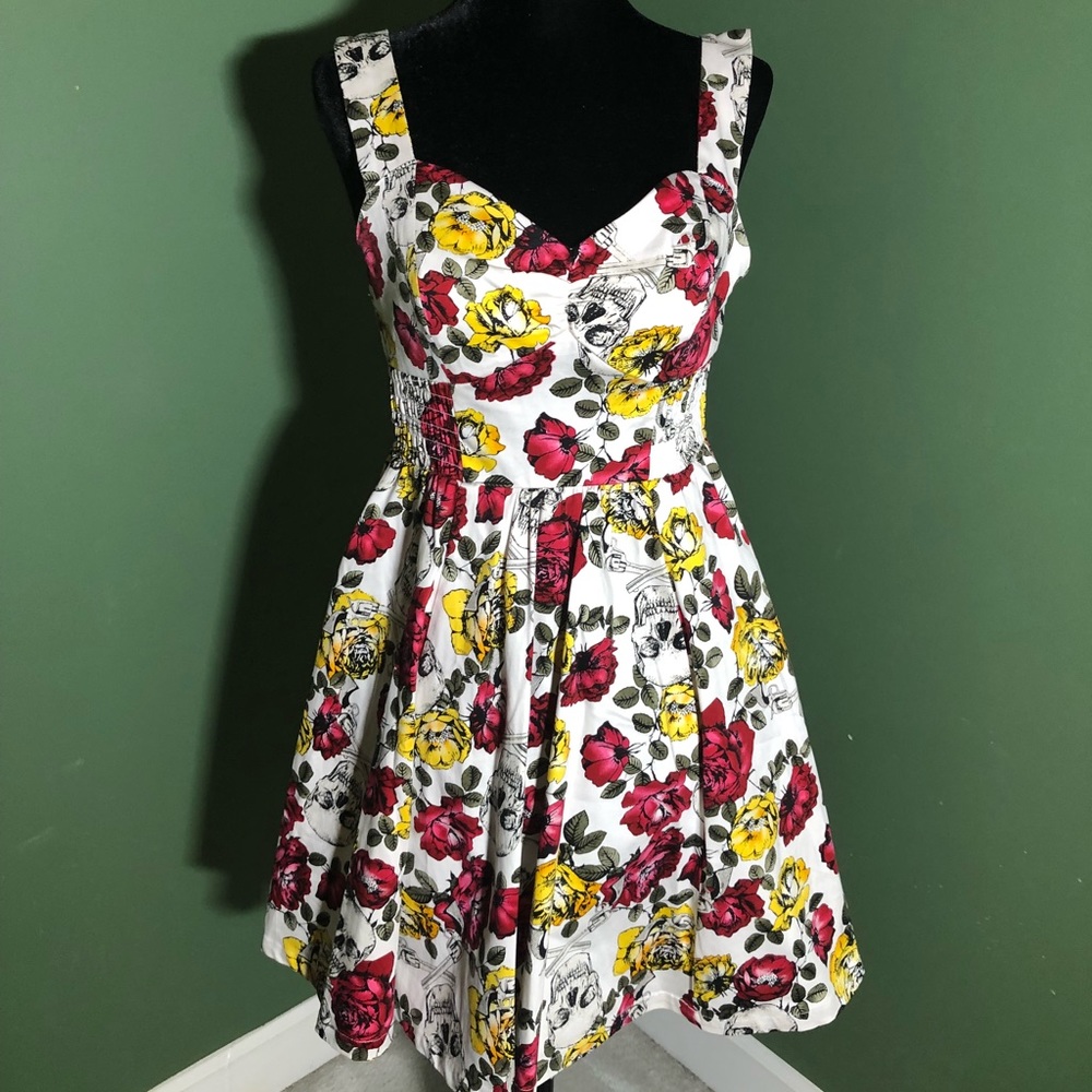 Cute hot topic mini dress